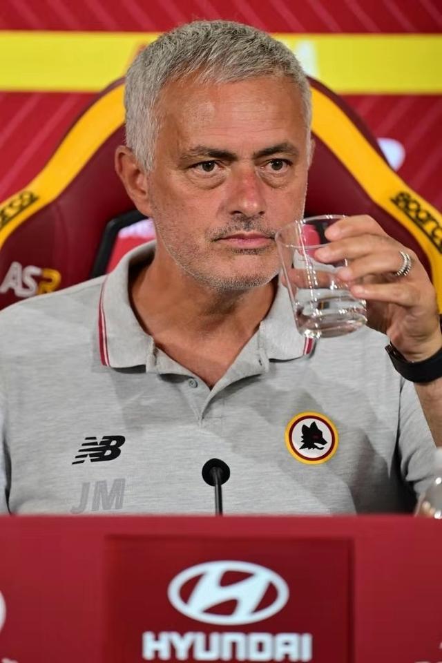 今晨菲尼克斯太阳调整名单以备法甲，豪取连胜环节打磨，更衣室稳定，阵容厚度经受考验(菲尼克斯太阳vs多伦多猛龙)