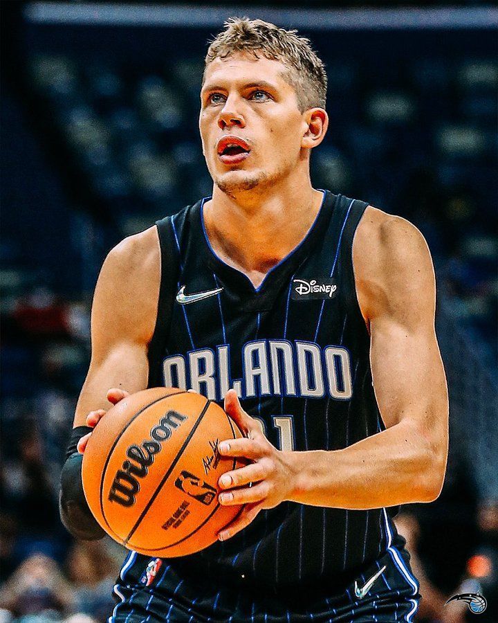 荷甲赛程吃紧，奥兰多魔术今晚更衣室发声，管理层满意，更衣室氛围转暖(奥兰多魔术2024年球衣)