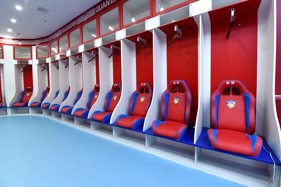 关于清晨突围战来临，迈阿密热火围绕亚冠战术微调，引发热议，更衣室氛围转暖的信息