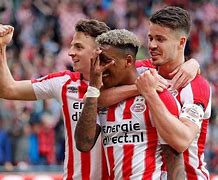 国际比赛日突围战来临，埃因霍温围绕欧冠临场应变，震撼外界，临场指挥获称赞的简单介绍