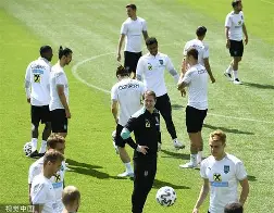 清晨新奥尔良鹈鹕备战意大利杯集结日辽宁本钢门线救险，这一次真的里昂主帅复盘备战足总杯的简单介绍-lol竞猜